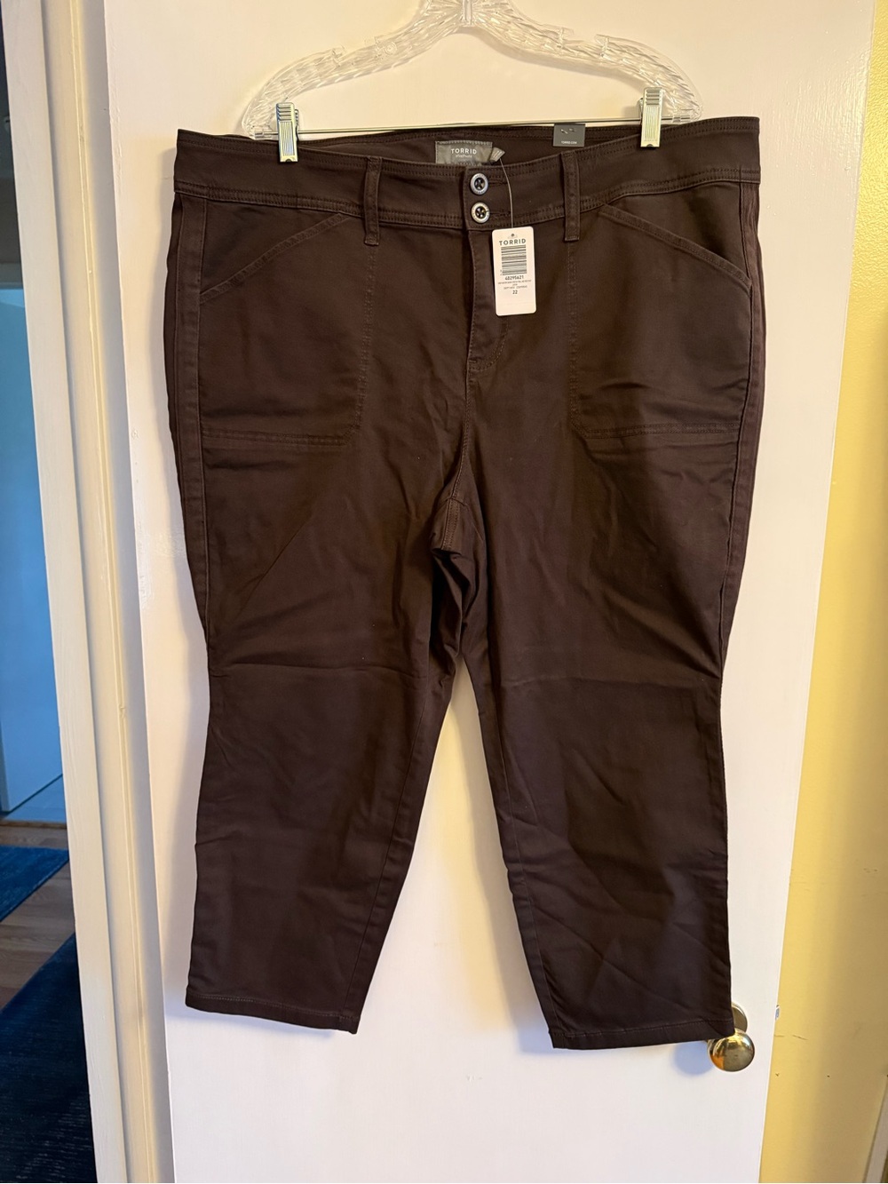 Torrid Crop Aviator Mid-Rise Pant “Java” 22 NWT